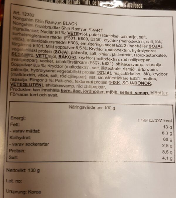 Nongshim Shin Ramyum black. premium. Nudlar - Bild 3